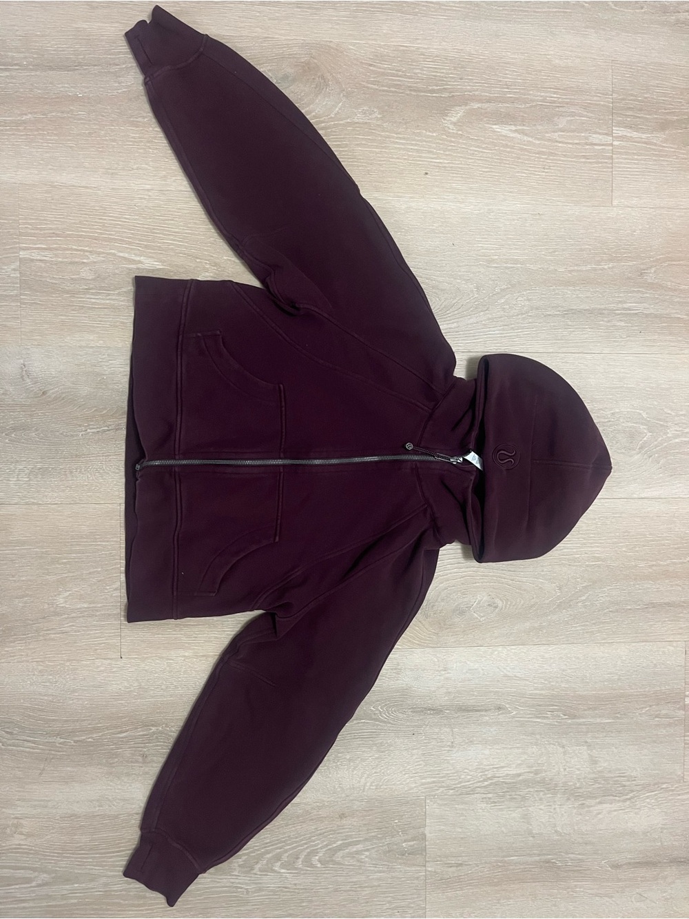 lululemon athletica women’s  Deep Burgundy scuba Zip Hoodie